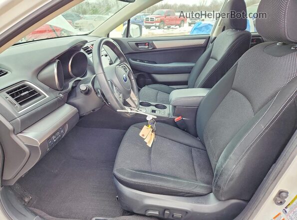 4S4BSADC0H3202419 2017 SUBARU OUTBACK Белый Вид салона спереди