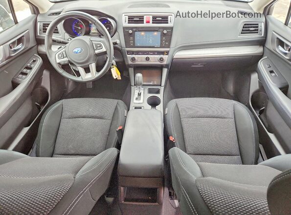 4S4BSADC0H3202419 2017 SUBARU OUTBACK Белый Вид панели приборов