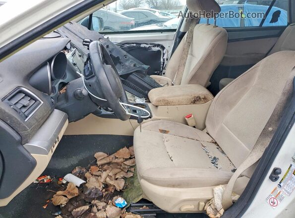 4S4BSAFC5J3259735 2018 SUBARU OUTBACK Белый Вид салона спереди