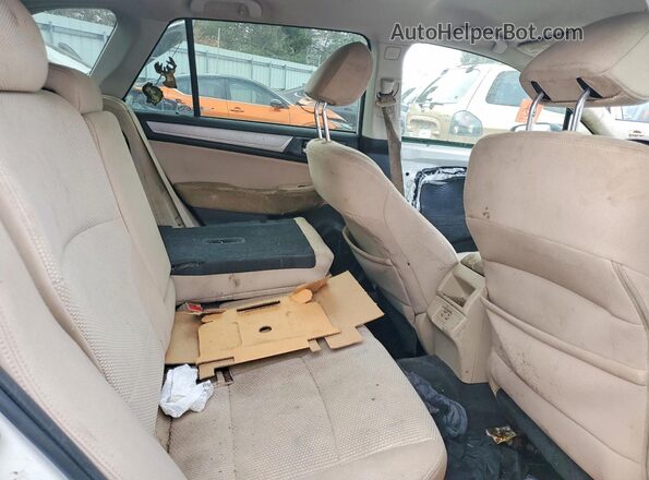 4S4BSAFC5J3259735 2018 SUBARU OUTBACK Белый Вид задних сидений
