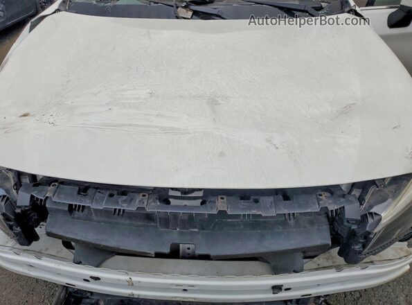 4S4BSAFC5J3259735 2018 SUBARU OUTBACK Белый Вид задней части салона