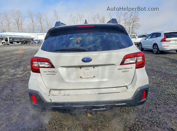 4S4BSENC3K3316203 2019 SUBARU OUTBACK White Rear view