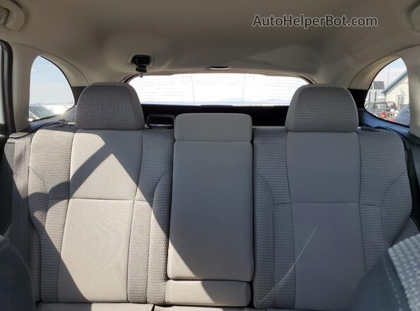 4S4BTACC7M3215032 2021 SUBARU OUTBACK White Вид задніх сидінь