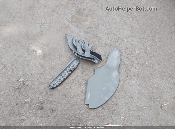 4S4BTADC3S3248704 2025 SUBARU OUTBACK Gray Սարքավորումների վահանակի տեսք