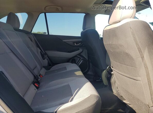 4S4BTAFC9S3114096 2025 SUBARU OUTBACK Silver Սալոնի հետևի տեսք