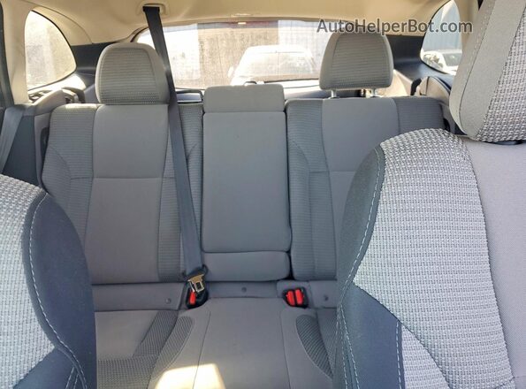 4S4BTAFC9S3114096 2025 SUBARU OUTBACK Silver Հետևի նստատեղերի տեսք
