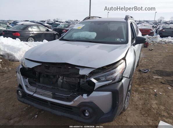 4S4BTALC2R3142398 2024 SUBARU OUTBACK Серебряный Вид спереди