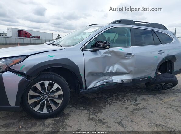 4S4BTANC4R3145686 2024 SUBARU OUTBACK Серый Вид спереди