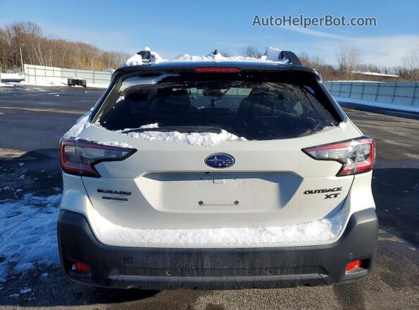 4S4BTGLD0P3213686 2023 SUBARU OUTBACK Белый Вид сзади