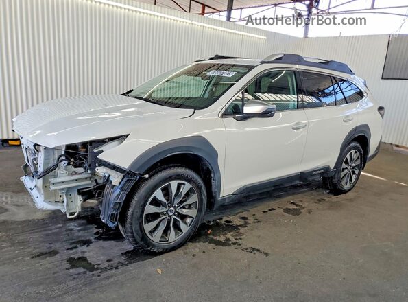 4S4BTGPD1R3116316 2024 SUBARU OUTBACK Белый Передняя левая четверть