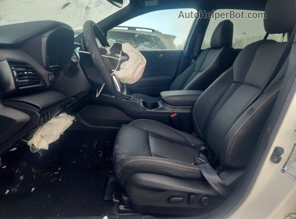 4S4BTGUD8S3229979 2025 SUBARU OUTBACK Белый Вид салона спереди