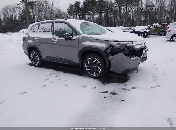 4S4SLDR67T3024034 2026 SUBARU FORESTER Серый Передняя правая четверть