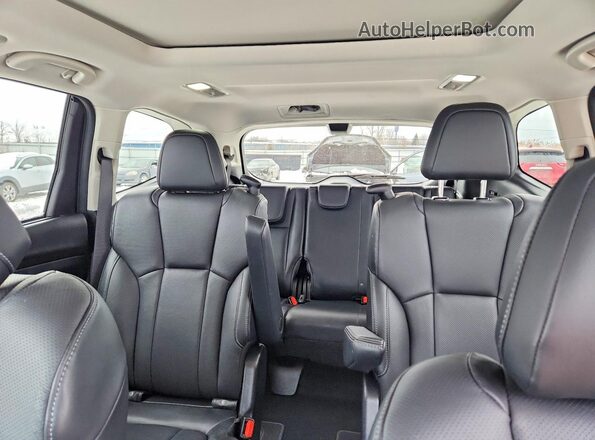 4S4WMARD1N3451983 2022 SUBARU ASCENT Серебряный Вид задних сидений