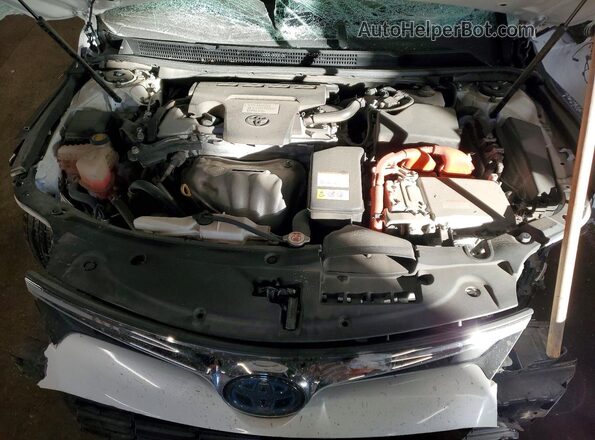 4T1BD1EB3GU054985 2016 TOYOTA AVALON White Rear interior view
