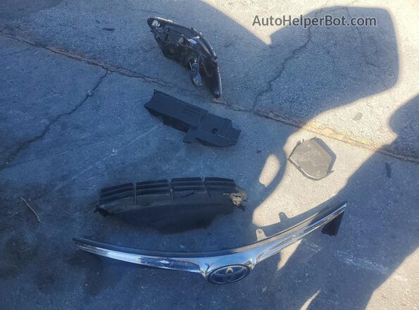 4T1BD1EB7JU063048 2018 TOYOTA AVALON Угольный Вид подкапотного пространства