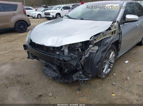 4T1BD1FK4GU178116 2016 TOYOTA CAMRY HYBRID Gray Widok z przodu