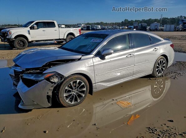 4T1BZ1FB2KU018410 2019 TOYOTA LE Серый Передняя левая четверть