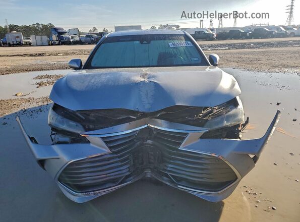 4T1BZ1FB2KU018410 2019 TOYOTA LE Серый Вид спереди