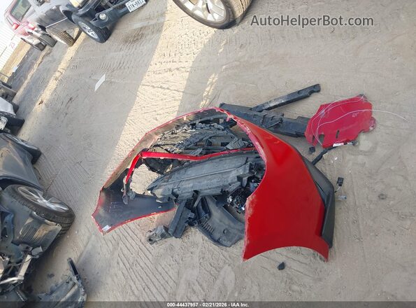 4T1DAACK0SU003571 2025 TOYOTA CAMRY Red Vista del cuadro de instrumentos