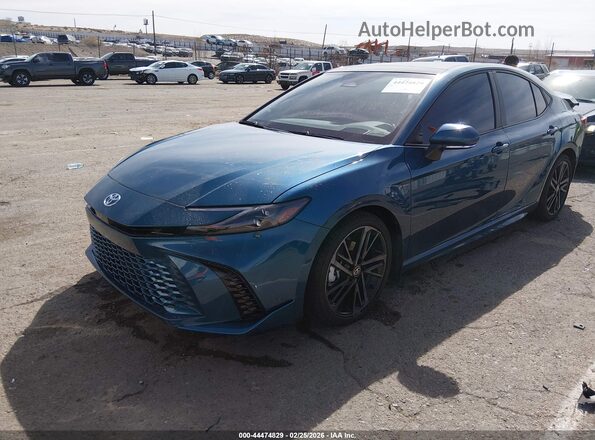 4T1DAACK2SU150216 2025 TOYOTA CAMRY Blue Առջևի ձախ երեք քառորդ տեսարան