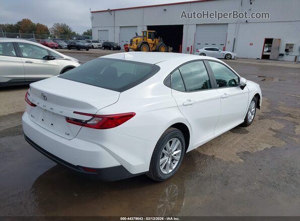 4T1DAACK2TU229838 2026 TOYOTA LE White Задня права чверть