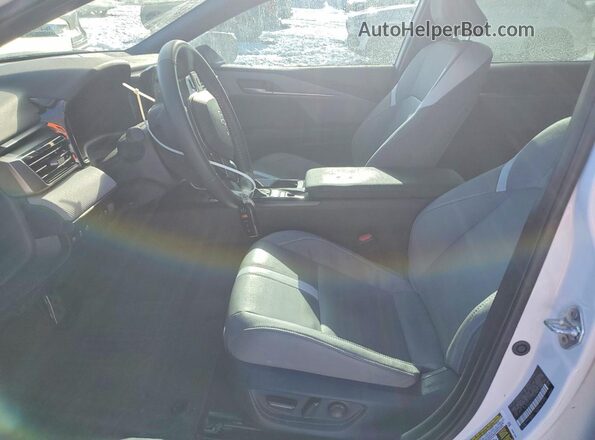4T1DAACK3SU536790 2025 TOYOTA CAMRY White Vista interior delantera