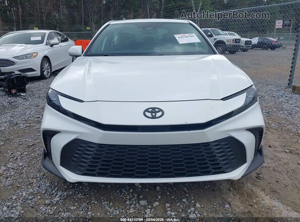 4T1DAACK4TU247029 2026 TOYOTA CAMRY Белый Вид задней части салона