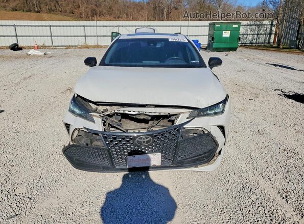 4T1EZ1FBXMU058735 2021 TOYOTA AVALON Белый Вид спереди