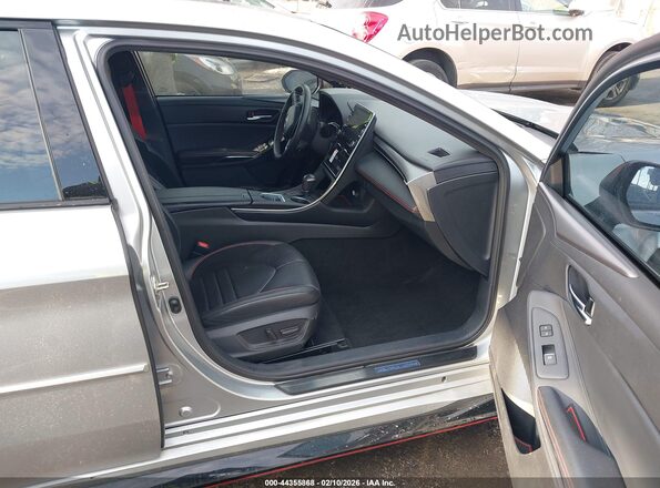 4T1FZ1FBXLU047303 2020 TOYOTA AVALON Серебряный Вид салона спереди