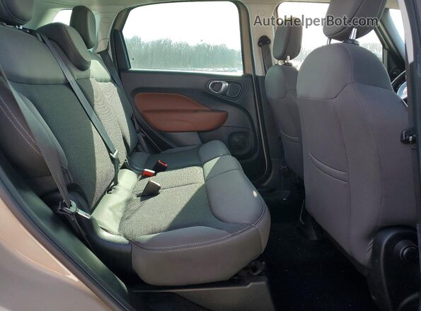 ZFBCFADH6GZ037788 2016 FIAT 500L Желто-коричневый Вид задней части салона