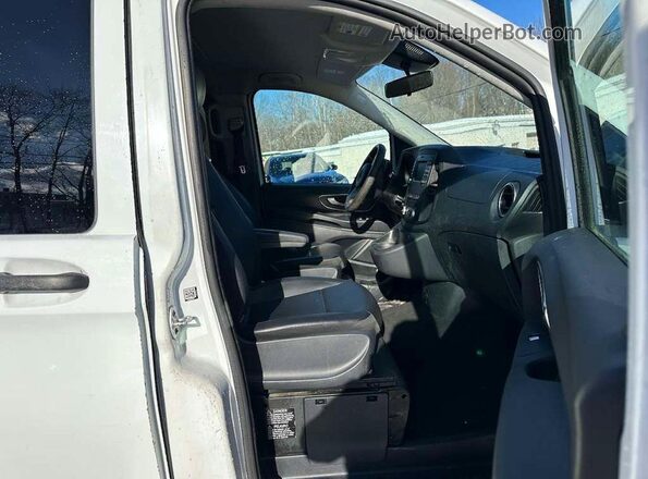 WD4PG2EE5G3133247 2016 MERCEDES-BENZ METRIS White Widok tylnych siedzeń