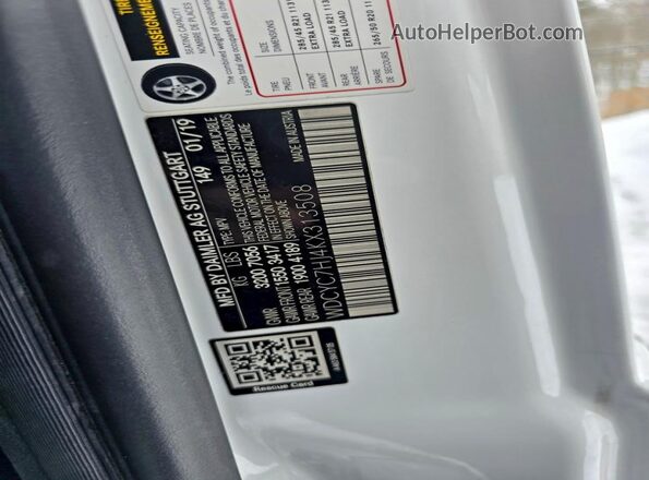 WDCYC7HJ4KX313508 2019 MERCEDES-BENZ G-CLASS White Widok wnętrza z tyłu