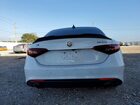 2018 Alfa Romeo Giulia Q4 White vin: ZARFAEDN1J7573529