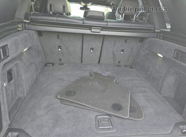 5UXCR6C55KLK82410 2019 BMW X5 Белый Вид подкапотного пространства