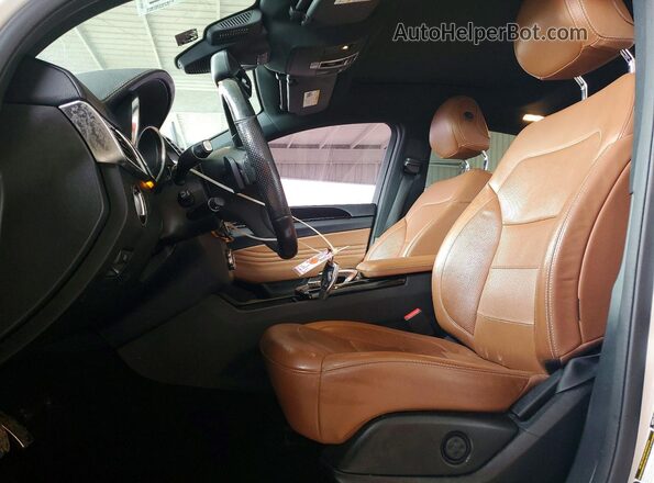 4JGED6EB6KA137329 2019 MERCEDES-BENZ GLE Белый Вид панели приборов