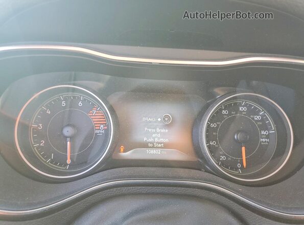 1C4PJMBX5KD169410 2019 JEEP CHEROKEE Green Widok tylnych siedzeń