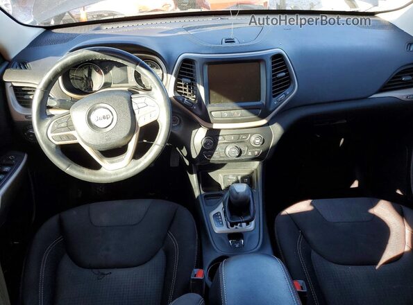 1C4PJLCB1HW613523 2017 JEEP CHEROKEE Черный Вид щитка приборов