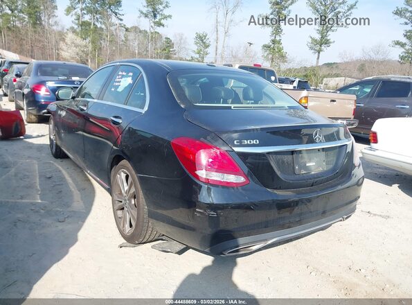 55SWF4JB0HU223599 2017 MERCEDES-BENZ C-CLASS Black Tył lewy