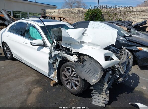 55SWF4JB1JU236433 2018 MERCEDES-BENZ C-CLASS White 