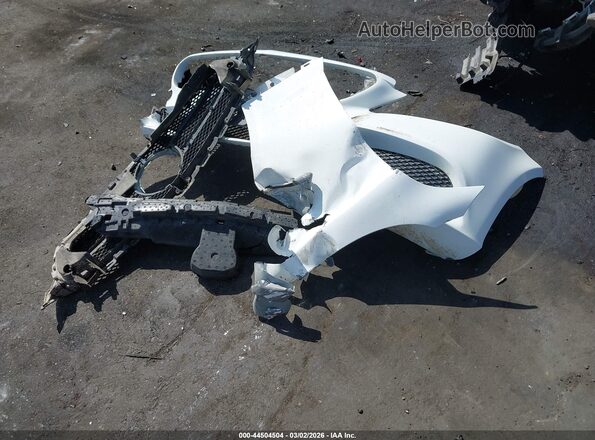 55SWF4JB1JU236433 2018 MERCEDES-BENZ C-CLASS White Առջևի վահանակի տեսք