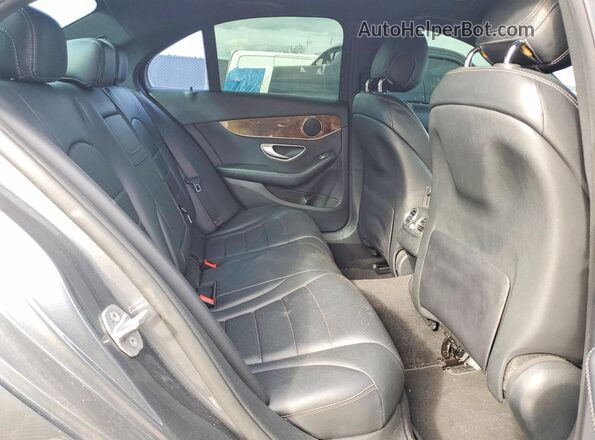 55SWF4JB2JU247103 2018 MERCEDES-BENZ C Gray Widok tylnych siedzeń