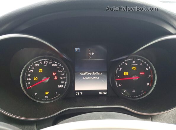 55SWF4JB2JU247103 2018 MERCEDES-BENZ C Gray Widok zestawu wskaźników