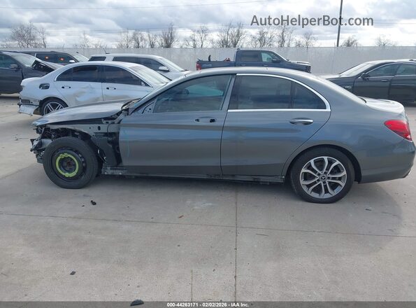 55SWF4JB3JU276240 2018 MERCEDES-BENZ C-CLASS Серебряный Панорамный вид салона 360°