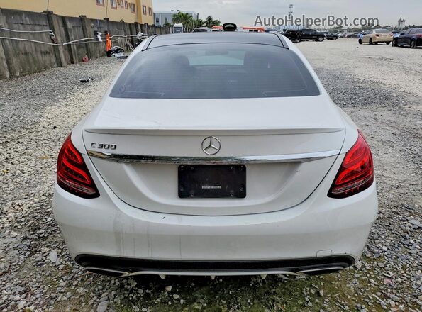 55SWF4JB4GU164765 2016 MERCEDES-BENZ C White Вид ззаду