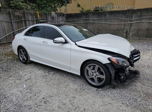 55SWF4JB4GU164765 2016 MERCEDES-BENZ C White Передня права чверть