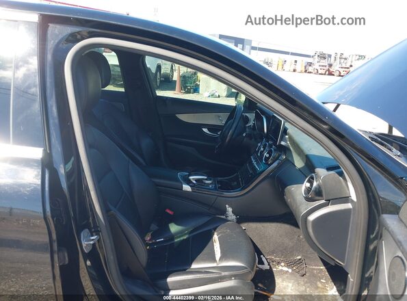 55SWF4JB7GU168843 2016 MERCEDES-BENZ C-CLASS Black Widok wnętrza z przodu