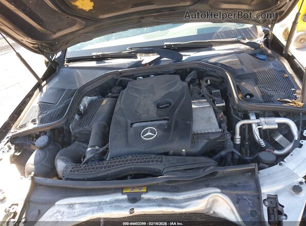 55SWF4JB7GU168843 2016 MERCEDES-BENZ C-CLASS Black Widok z tyłu