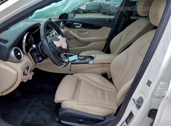 55SWF4JB7HU228086 2017 MERCEDES-BENZ C Белый Вид салона спереди