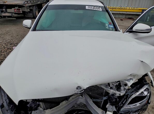 55SWF4JB7HU228086 2017 MERCEDES-BENZ C Белый Вид задней части салона