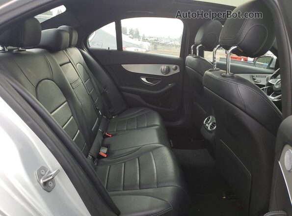 55SWF4JB8JU238468 2018 MERCEDES-BENZ C Серебряный Вид задних сидений